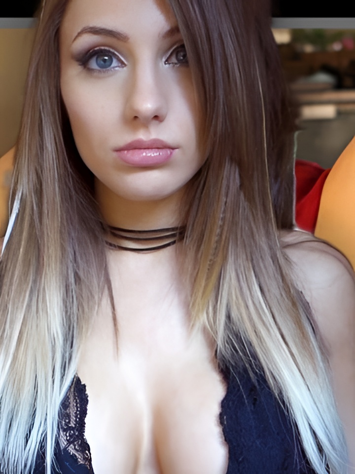 Фрида привлекальеная девушка из Красноярска цена от 2500 руб