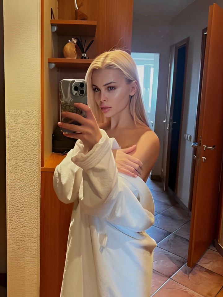 Тая привлекальеная девушка из Красноярска цена от 5000 руб