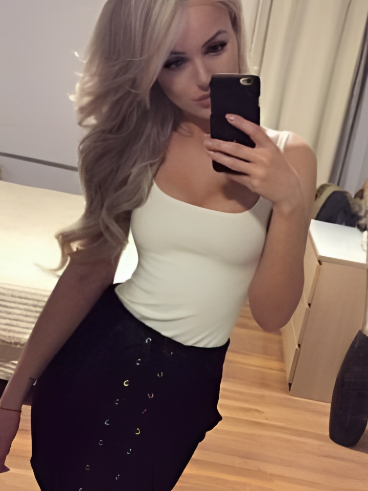 Тихомира привлекальеная девушка из Красноярска цена от 10000 руб