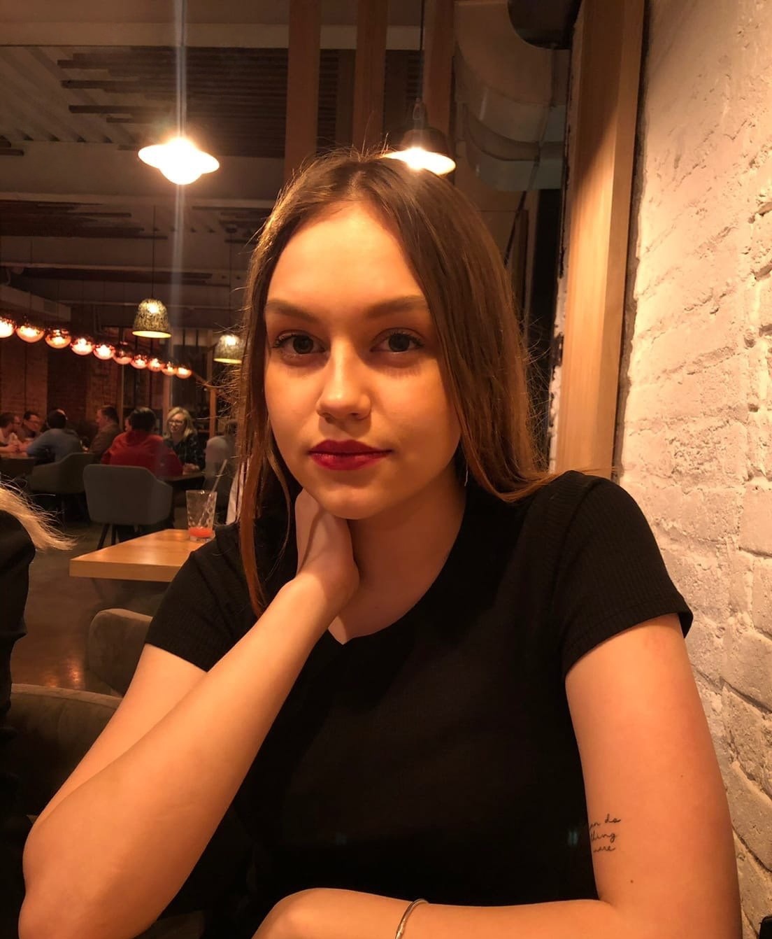 Влада привлекальеная девушка из Красноярска цена от 3000 руб