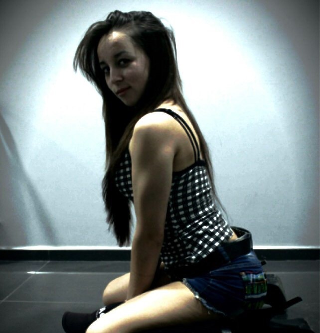 Арина привлекальеная девушка из Красноярска цена от 3500 руб