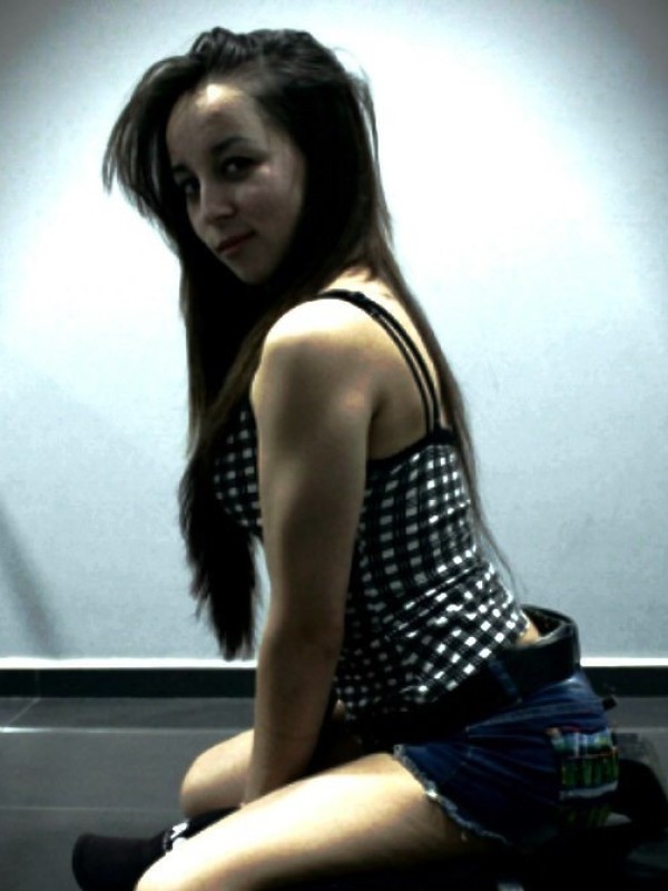 Арина привлекательная девушка из Красноярска цена от 3500 руб