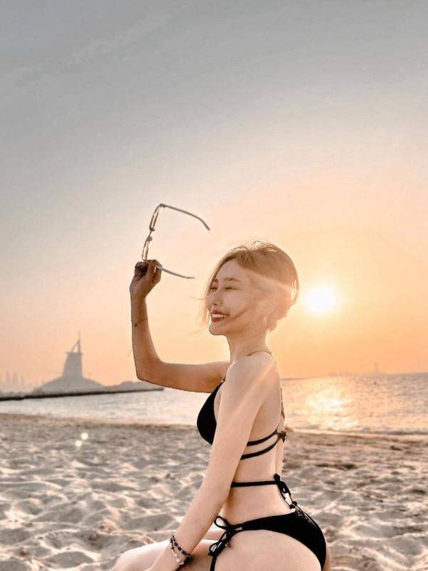 Марина привлекательная девушка из Красноярска цена от 3000 руб