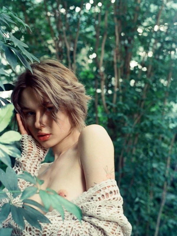 Алина привлекательная девушка из Красноярска цена от 7000 руб